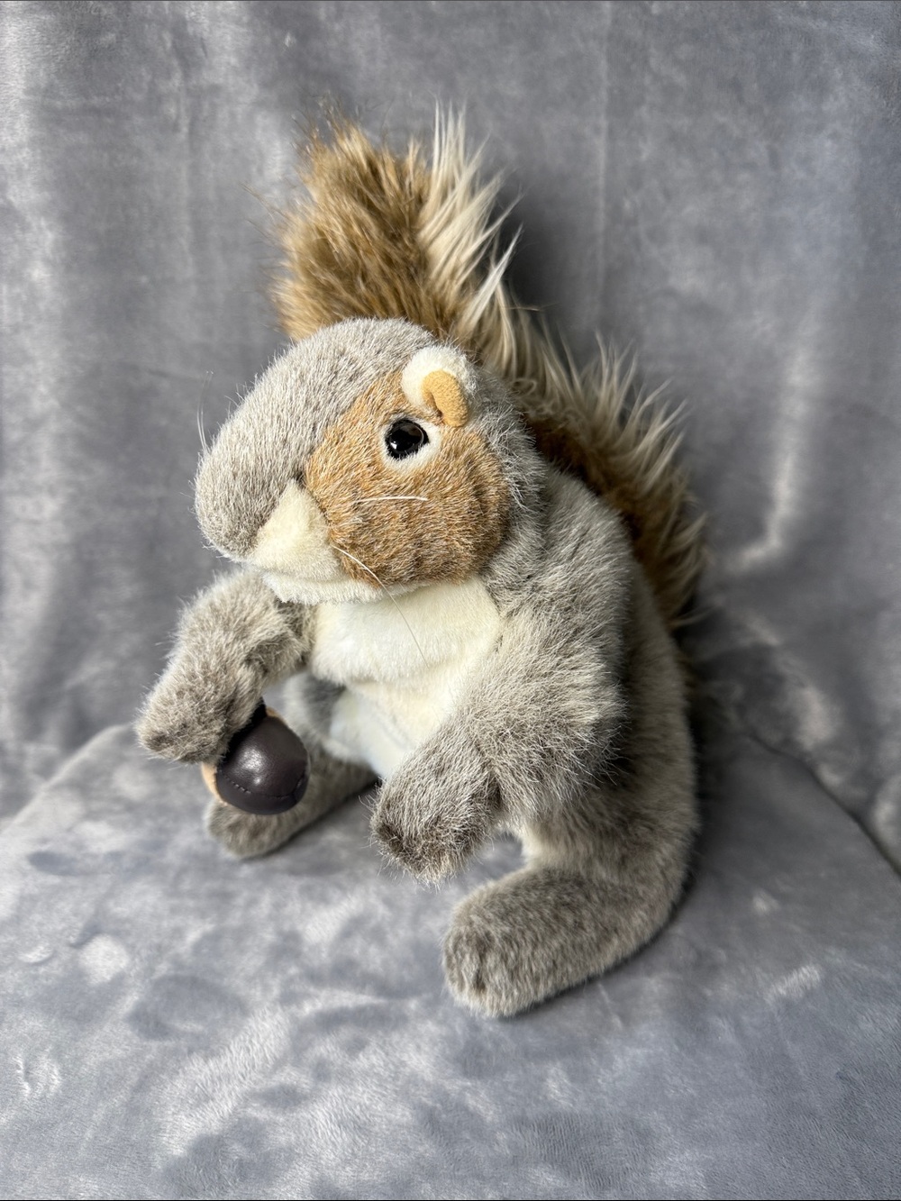 Folkmanis Gray Squirrel Hand Puppet Plush Holding Acorn 12" Realistic
